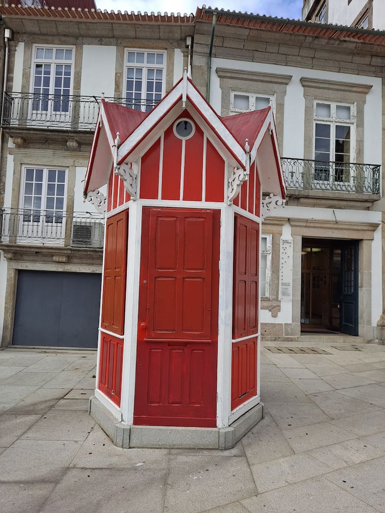 Praça de Carlos Alberto Praça de Carlos Alberto