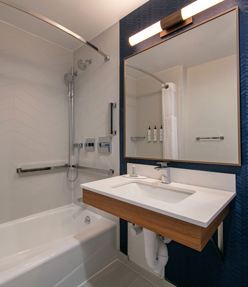 Fairfield Inn by Marriott JFK Airport Fairfield Inn by Marriott JFK Airport