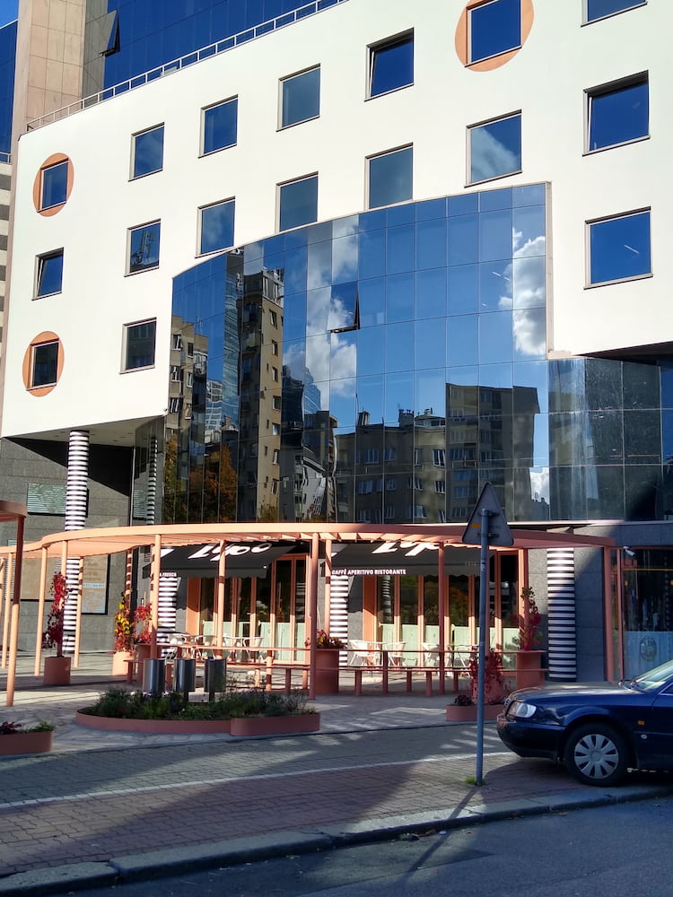 Via Chmielna Via Chmielna