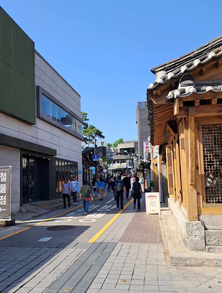 Bukchon Hanok Village Bukchon Hanok Village