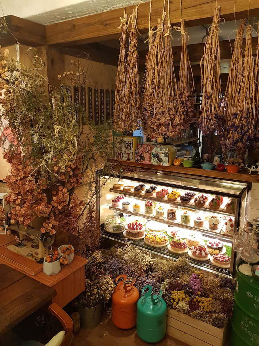 Mercato notturno di Shida Mercato notturno di Shida