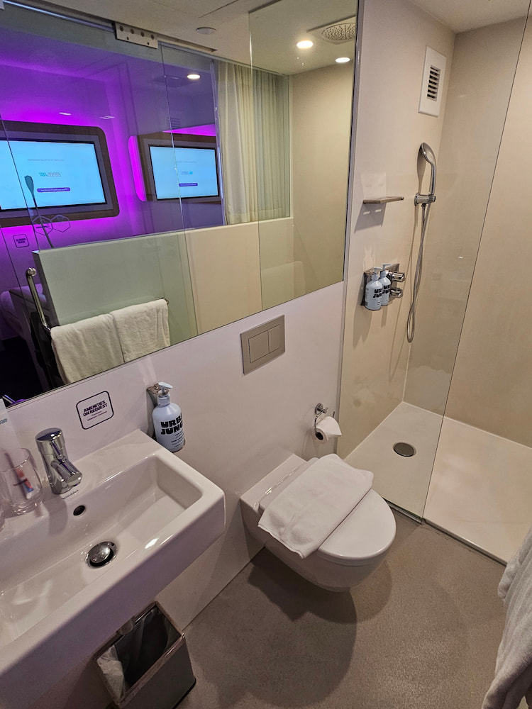 YOTELAIR Singapore Changi YOTELAIR Singapore Changi