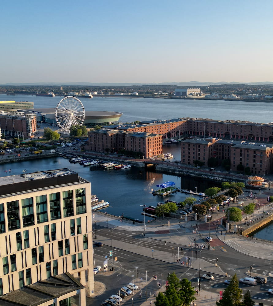 Zona Albert Dock, Liverpool Zona Albert Dock, Liverpool