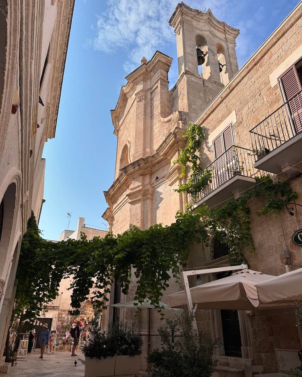 Campanile a Vela Della Chiesa Del Purgatorio Centro Storico di Polignano a Mare