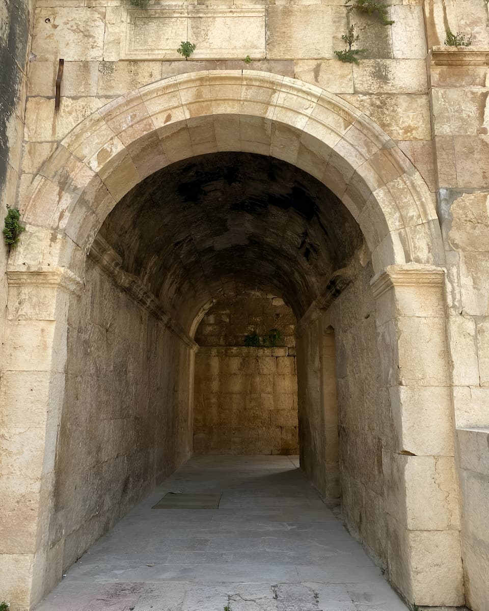 Jerash: The Pompeii of the East Jerash: The Pompeii of the East
