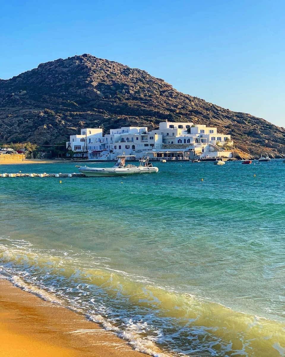 Mylopotas Beach, ios Mylopotas Beach, ios