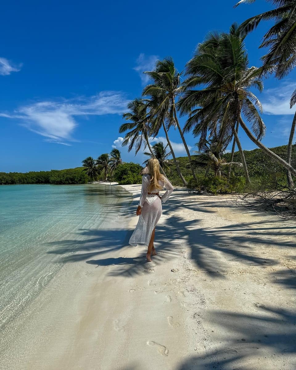 Sac Bajo, Isla Mujeres Sac Bajo, Isla Mujeres