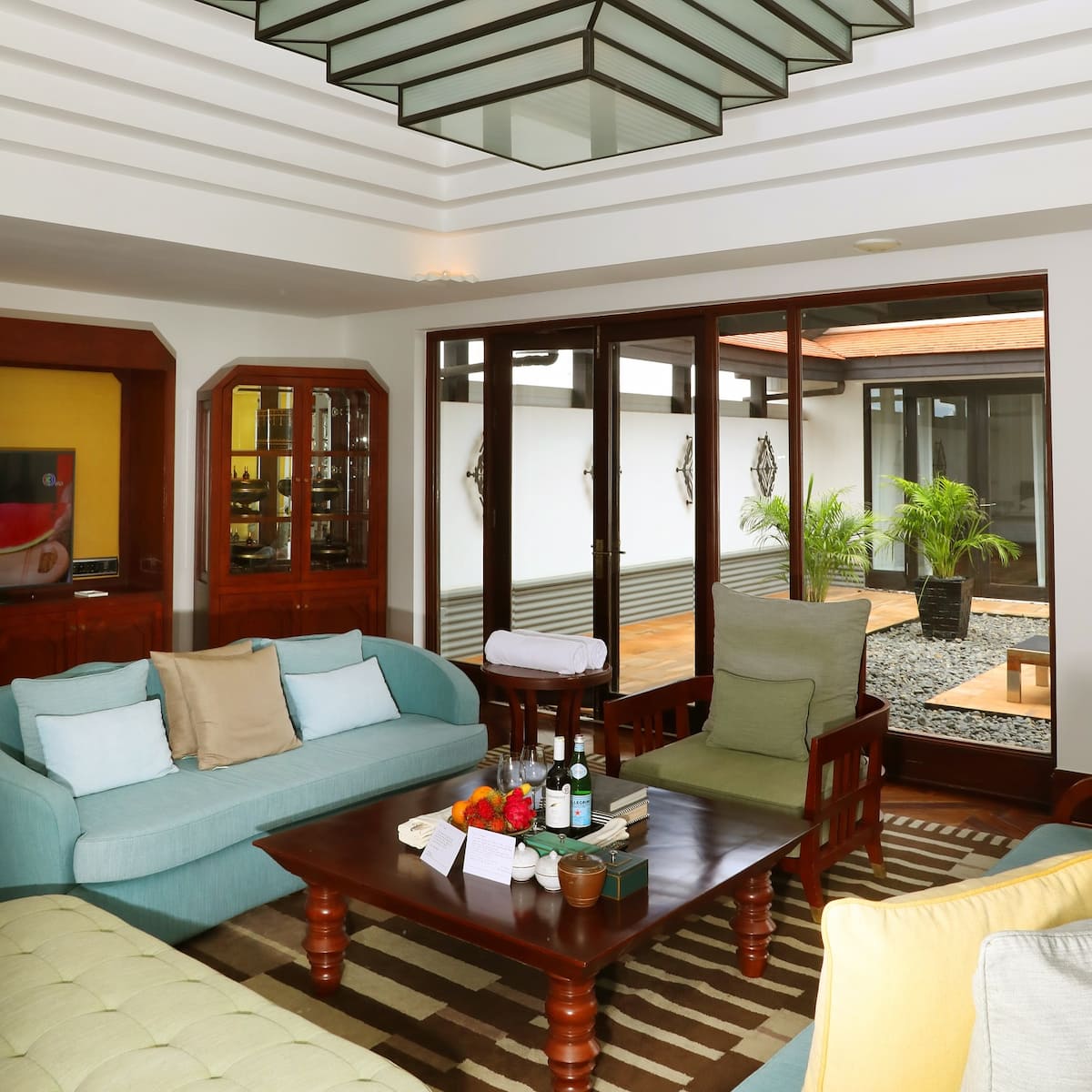 Siem Reap: Charles de Gaulle Boulevard Siem Reap: Charles de Gaulle Boulevard