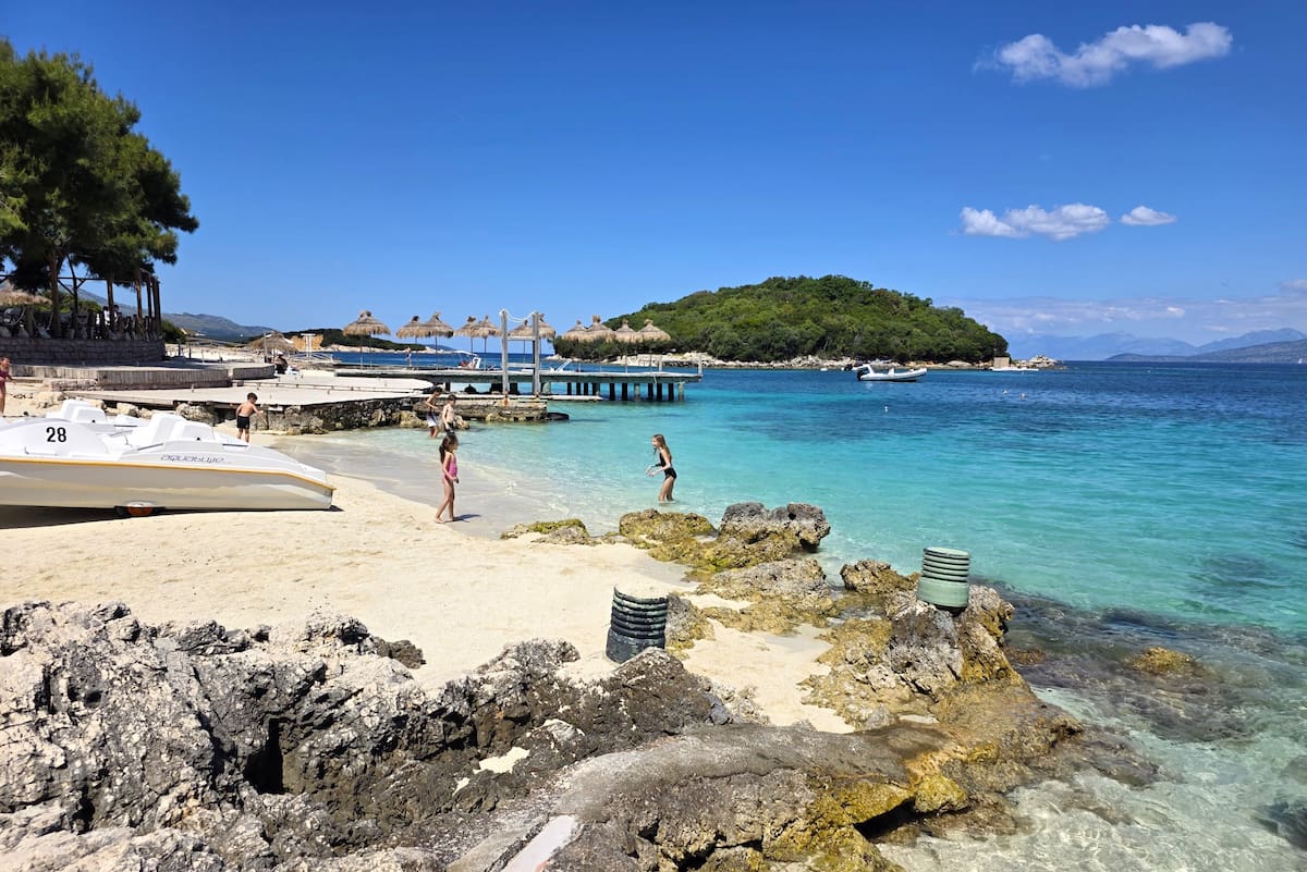 Spiaggia di Bora Bora, Albania Spiaggia di Bora Bora, Albania