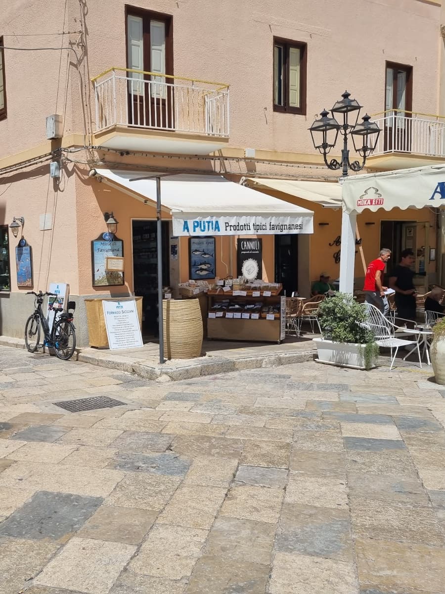 Favignana Town Center, Favignana Favignana Town Center, Favignana