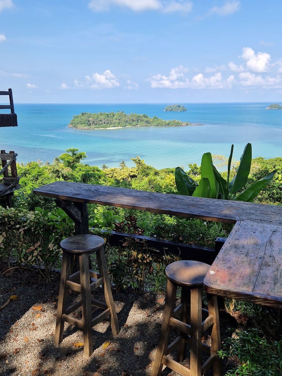 Kai Bae Beach, Koh Chang Kai Bae Beach, Koh Chang