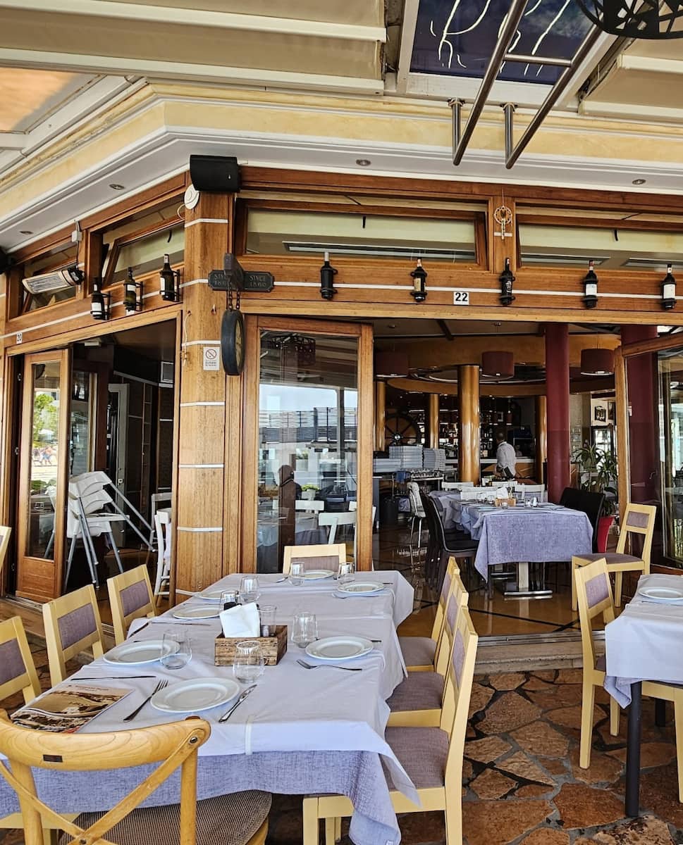 Restaurant Limani, Albania Restaurant Limani, Albania